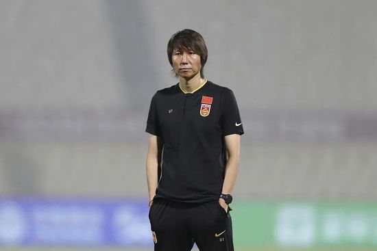午夜国产情侣拍视频